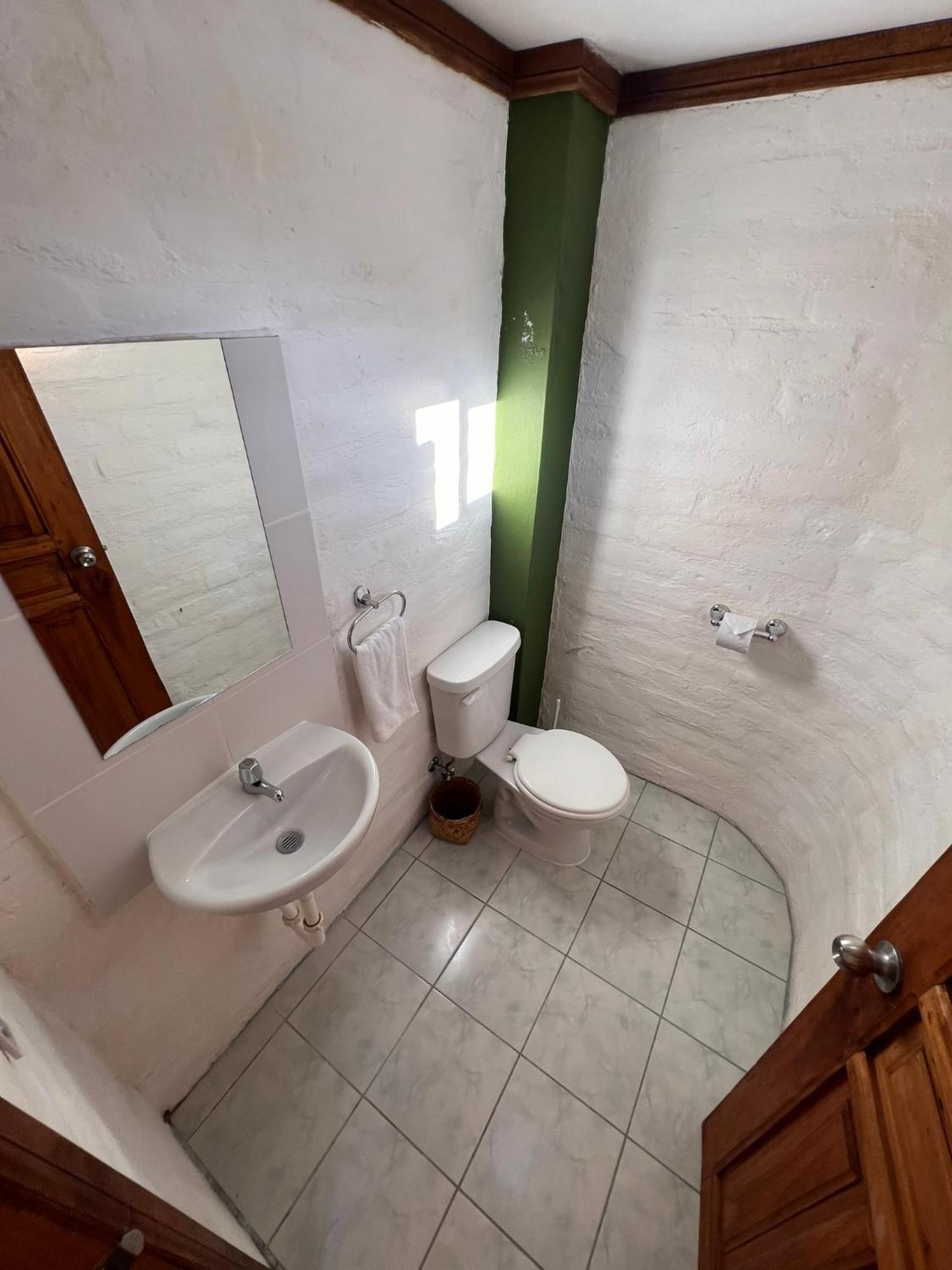 La Casa Verde Eco Guest House Banos  Bilik gambar